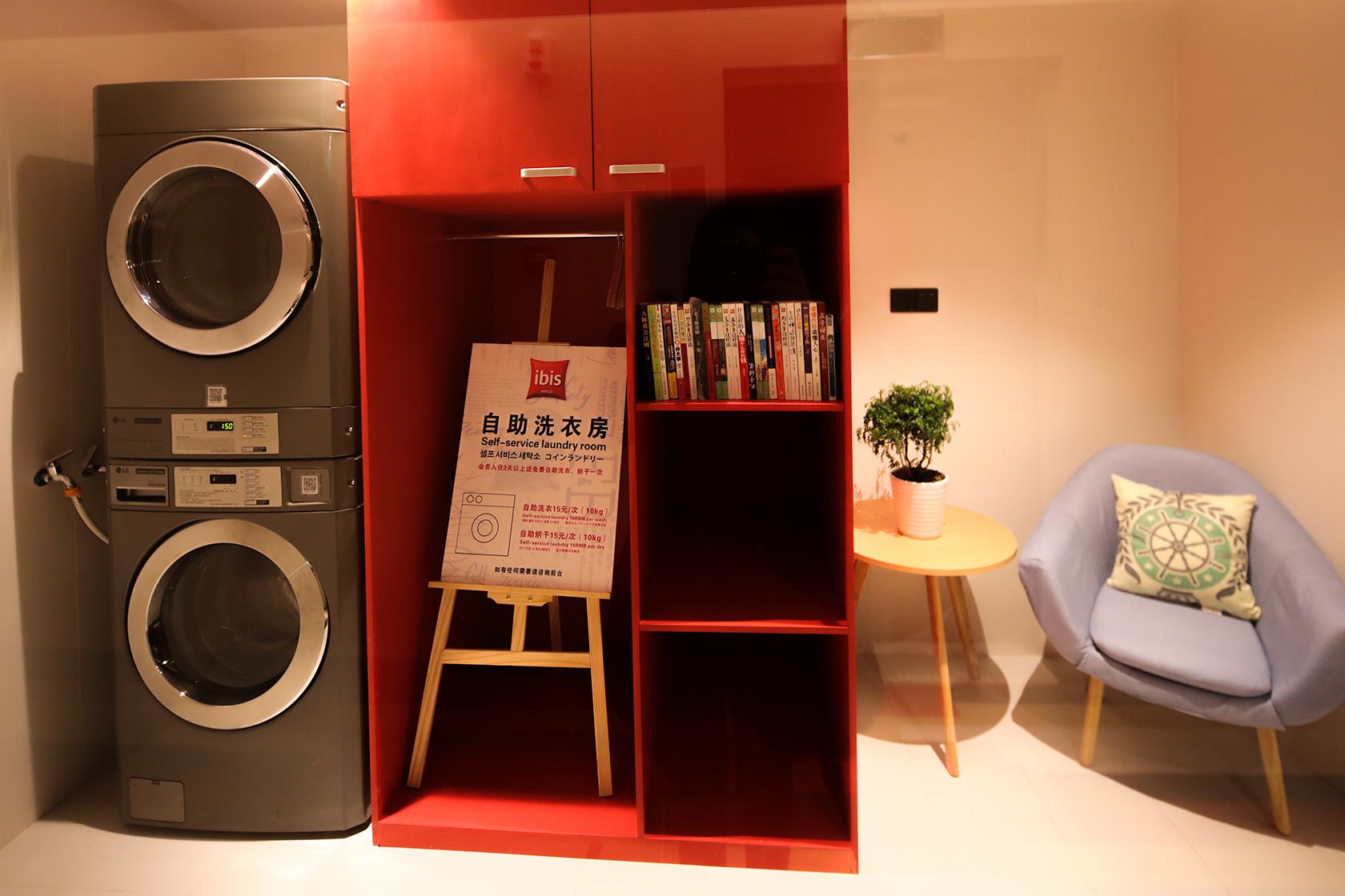 Ibis Shanghai Changshou Road Hotel מראה חיצוני תמונה