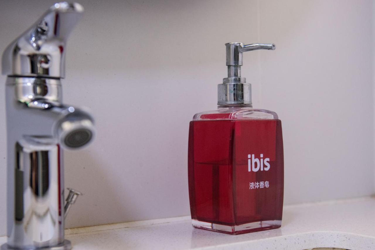 Ibis Shanghai Changshou Road Hotel מראה חיצוני תמונה