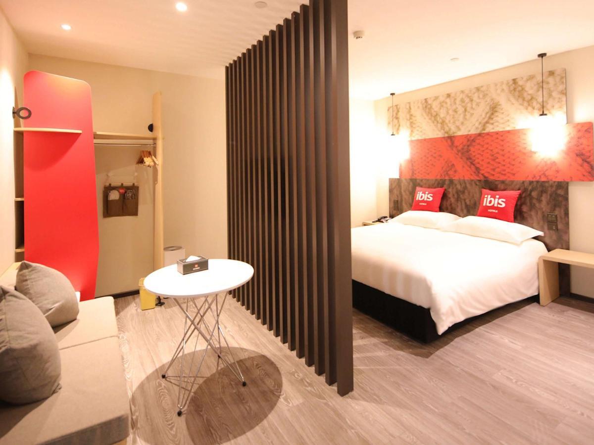 Ibis Shanghai Changshou Road Hotel מראה חיצוני תמונה